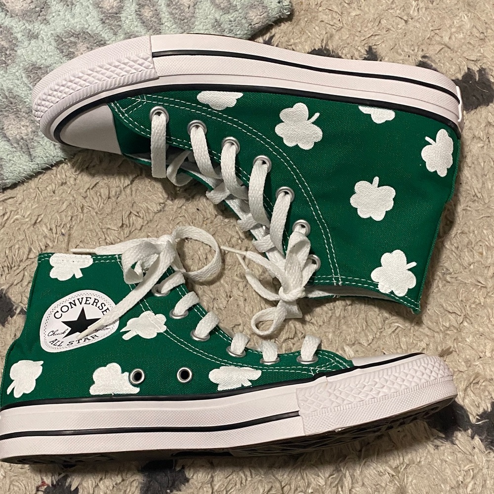 Hand Painted Shamrock Converse - Women’s size 6.5